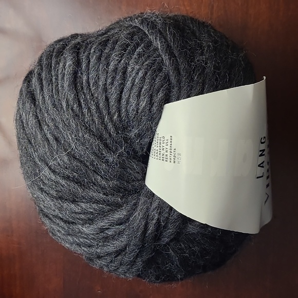 Lang Yarn - Picture 2 of 3